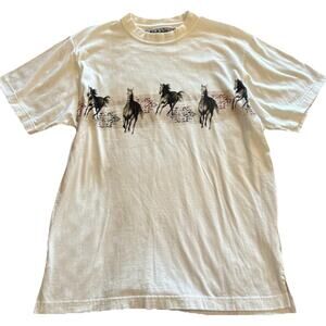 Bit and Bridle Horses Tshirt Medium White Horses wrap around Stampede Lightning